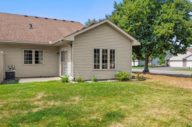 2994 Pitrina Way, Little Canada, MN 55117