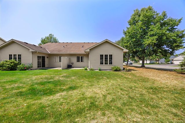 2994 Pitrina Way, Little Canada, MN 55117