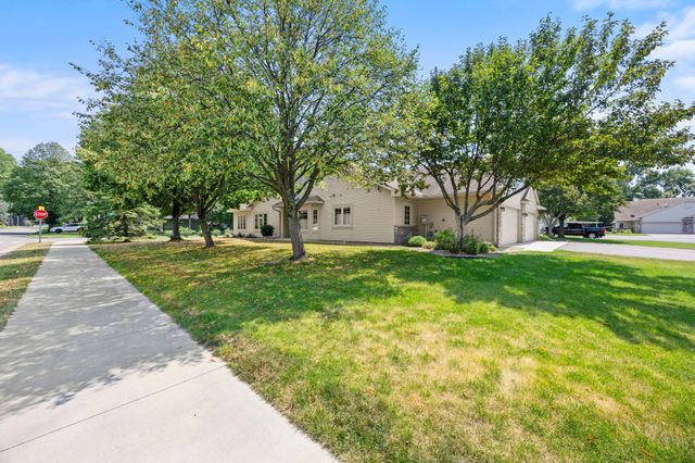 2994 Pitrina Way, Little Canada, MN 55117
