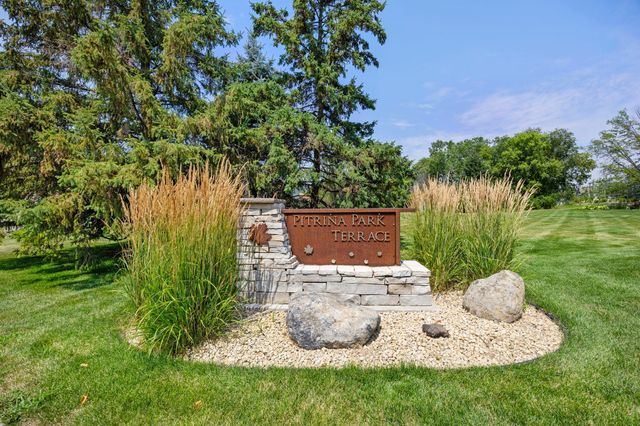 2994 Pitrina Way, Little Canada, MN 55117