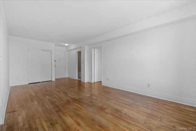 1725 Edison Avenue 5D, Bronx, NY 10461