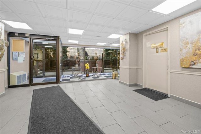 1725 Edison Avenue 5D, Bronx, NY 10461