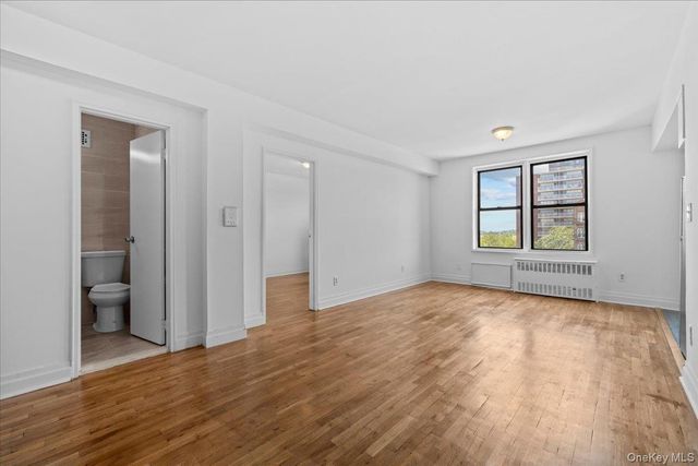 1725 Edison Avenue 5D, Bronx, NY 10461