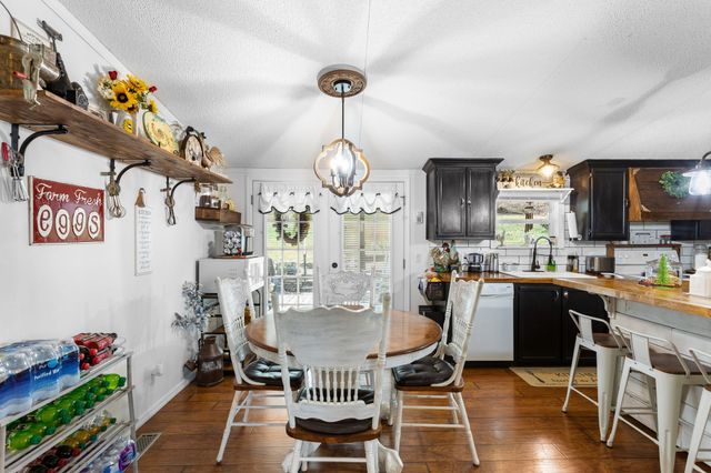 1892 Preacher Holt Rd, Mount Pleasant, TN 38474