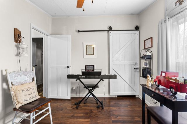 1892 Preacher Holt Rd, Mount Pleasant, TN 38474