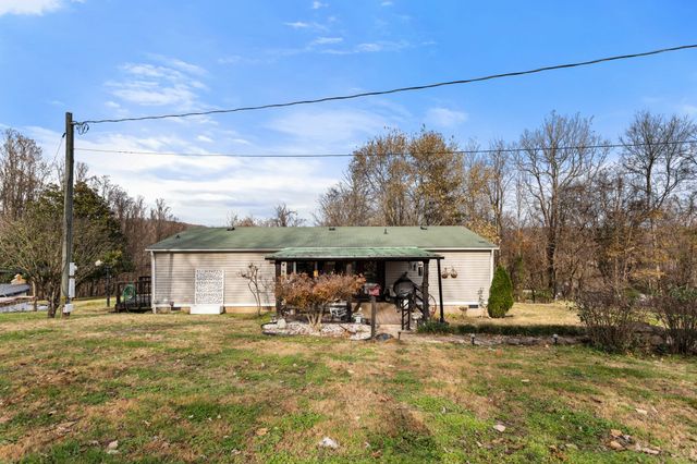1892 Preacher Holt Rd, Mount Pleasant, TN 38474