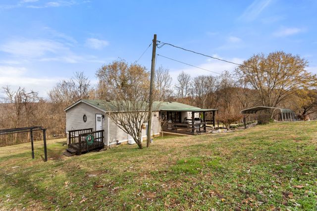 1892 Preacher Holt Rd, Mount Pleasant, TN 38474