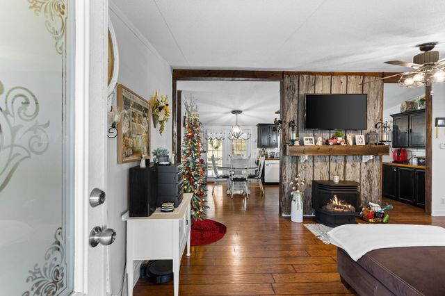 1892 Preacher Holt Rd, Mount Pleasant, TN 38474