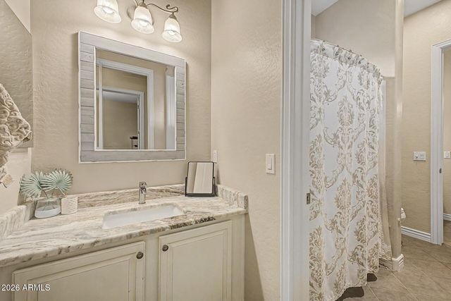 2408 W BAJADA Road, Phoenix, AZ 85085