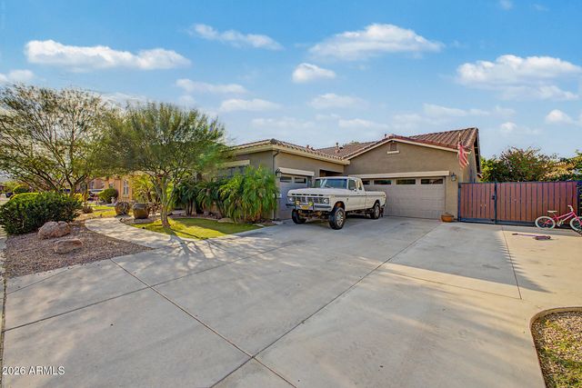 2408 W BAJADA Road, Phoenix, AZ 85085