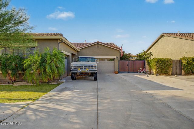 2408 W BAJADA Road, Phoenix, AZ 85085