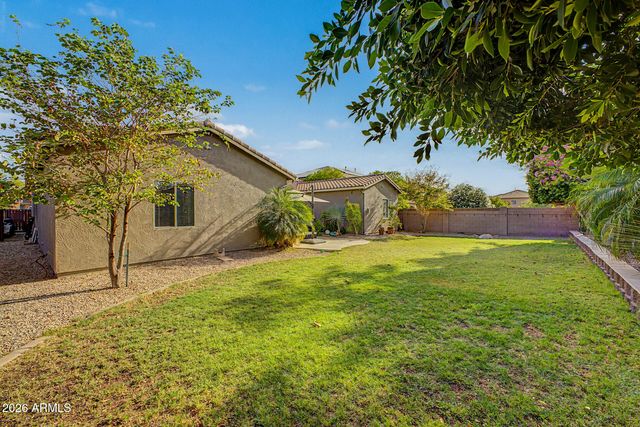2408 W BAJADA Road, Phoenix, AZ 85085
