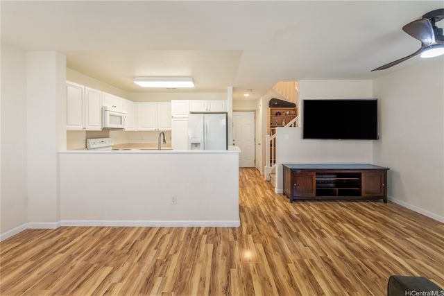 91-1033 Kaipalaoa Street 1402, Ewa Beach, HI 96706