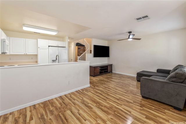 91-1033 Kaipalaoa Street 1402, Ewa Beach, HI 96706