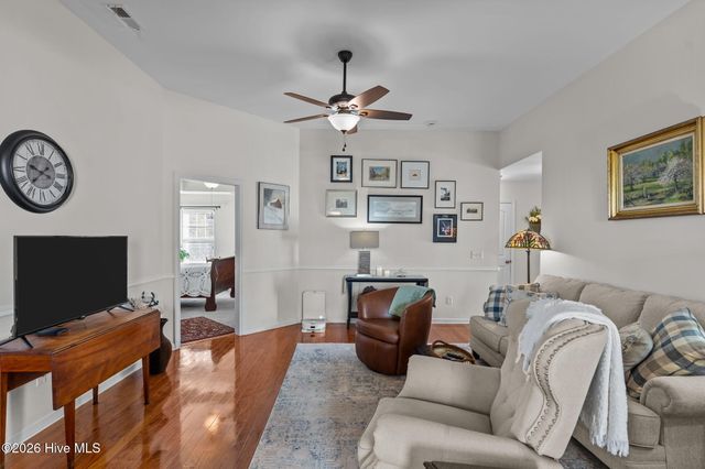 4266 Cherry Laurel Drive SE, Southport, NC 28461