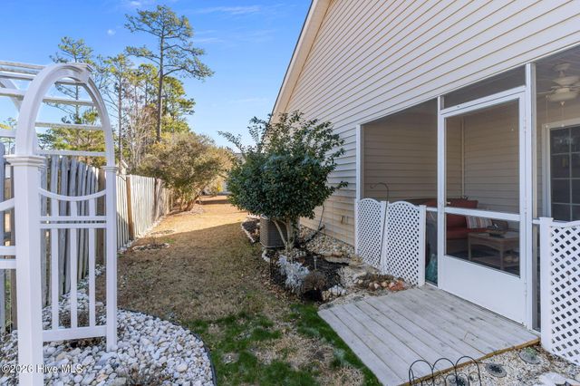 4266 Cherry Laurel Drive SE, Southport, NC 28461