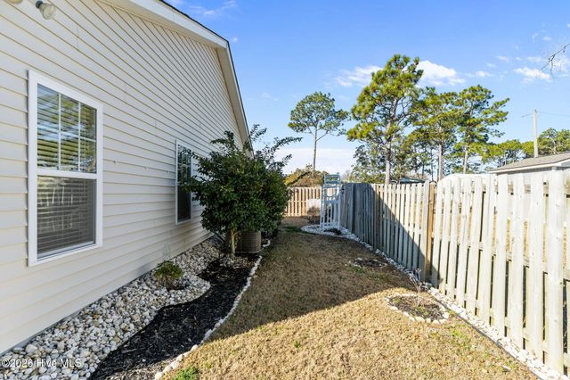 4266 Cherry Laurel Drive SE, Southport, NC 28461