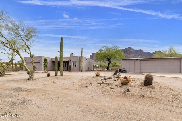 1775 N Mountain View Road, Apache Junction, AZ 85119