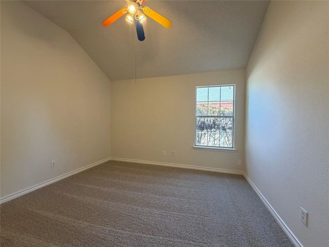 2915 Olympia Drive, Grand Prairie, TX 75052