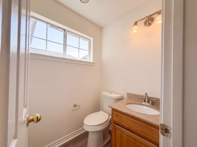 2915 Olympia Drive, Grand Prairie, TX 75052