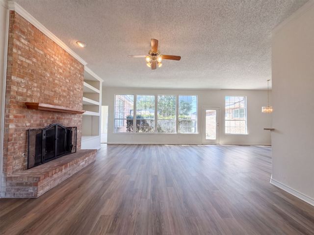 2915 Olympia Drive, Grand Prairie, TX 75052