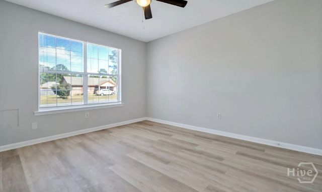 110 W Kenny Drive, Hinesville, GA 31313