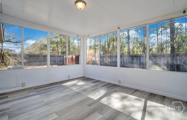 110 W Kenny Drive, Hinesville, GA 31313