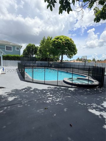 15042 SW 149th St, Miami, FL 33196