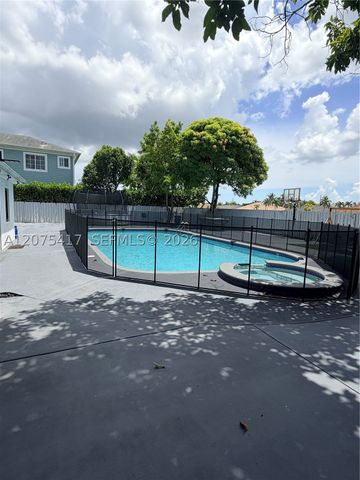 15042 SW 149th St, Miami, FL 33196