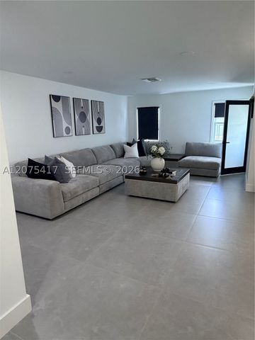 15042 SW 149th St, Miami, FL 33196