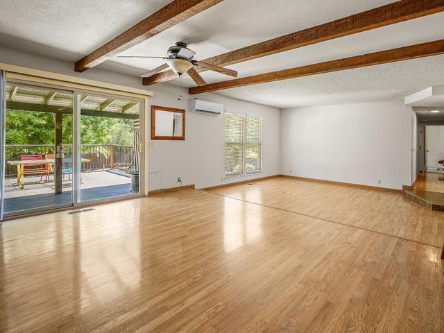 3591 Cambridge Rd, Cameron Park, CA 95682
