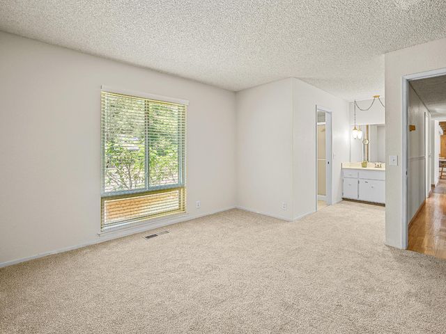 3591 Cambridge Rd, Cameron Park, CA 95682