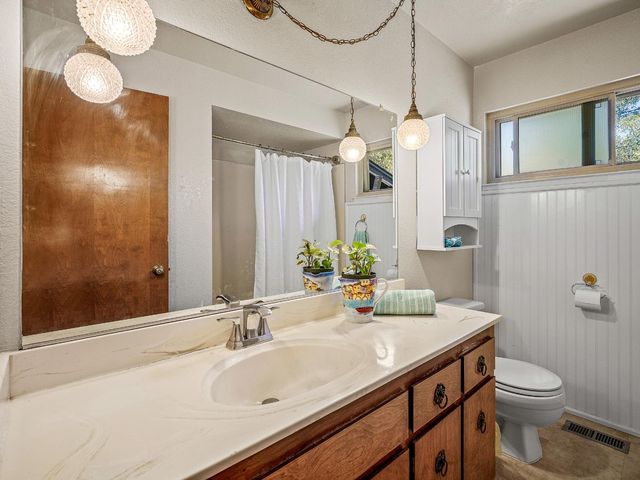 3591 Cambridge Rd, Cameron Park, CA 95682