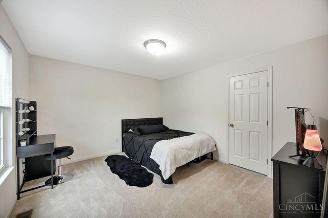 723 Grande Oaks Drive, Hamilton Twp, OH 45152