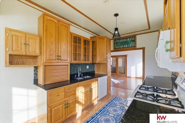 4155 K Street, Omaha, NE 68107