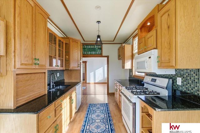 4155 K Street, Omaha, NE 68107