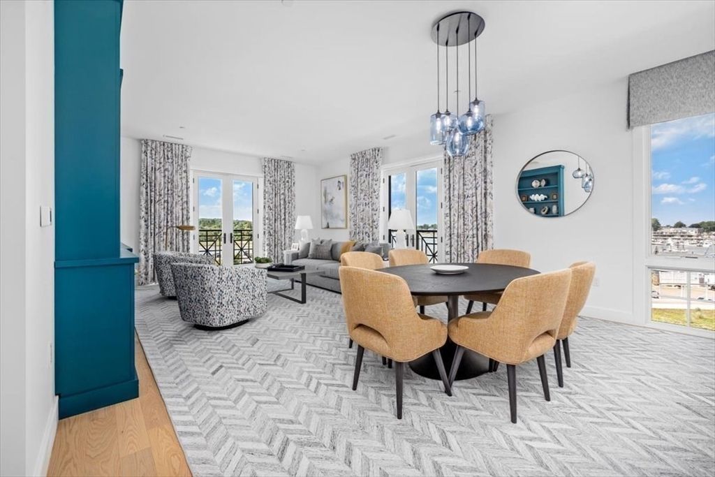 10 Shipyard Drive 312, Hingham, MA 02043