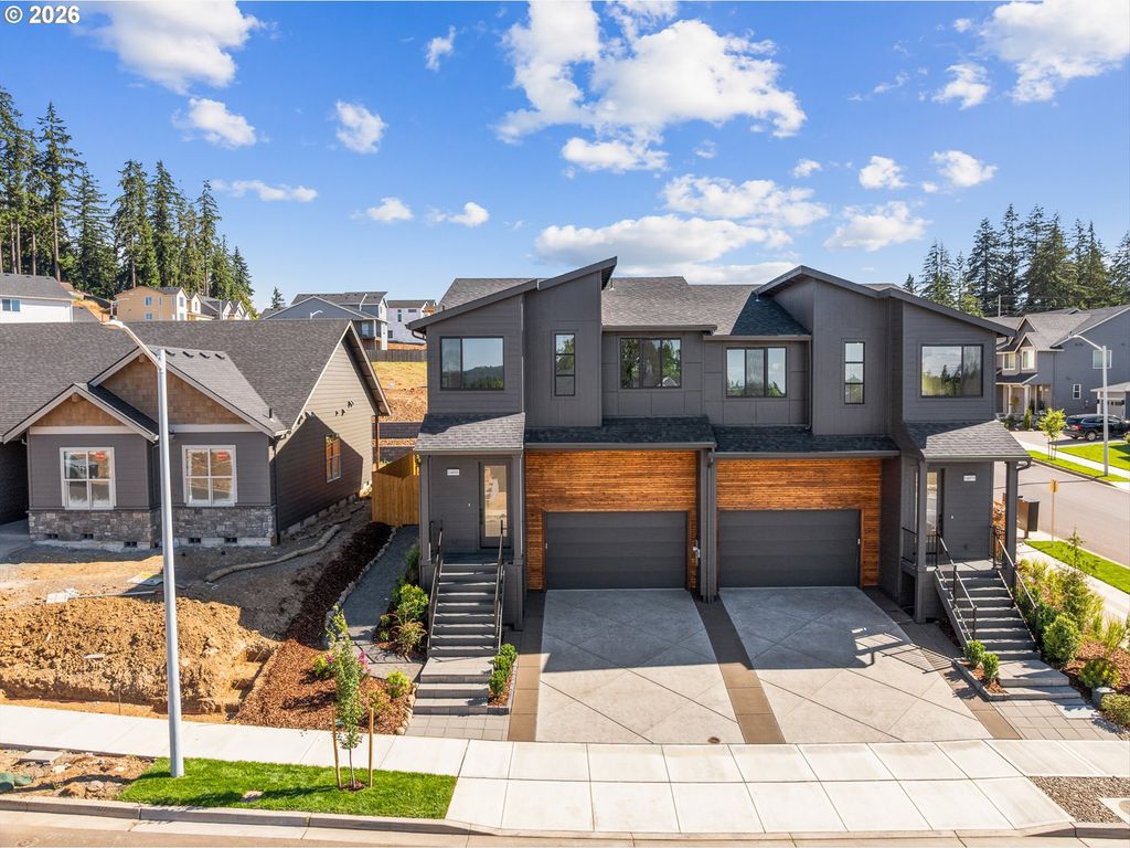 14886 Pomidor Pl, Oregon City, OR 97045