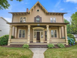 87 Ellsworth Street 87, Bridgeport, CT 06605