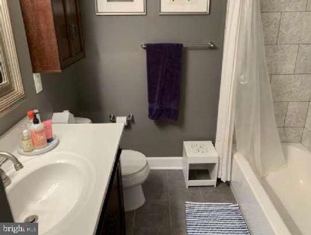 2124 GLENN SPRING CT, Falls Church, VA 22043