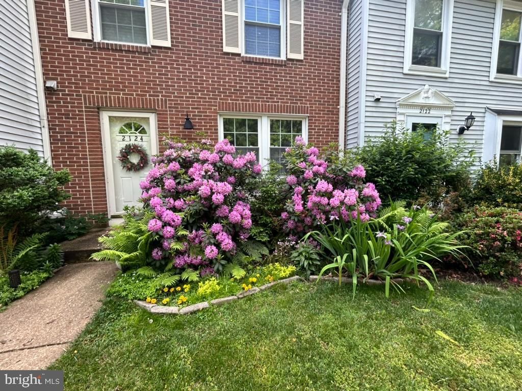 2124 GLENN SPRING CT, Falls Church, VA 22043