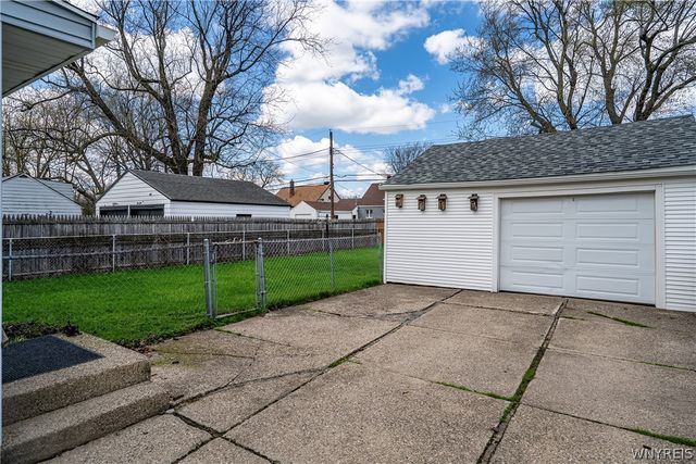 100 Beale Avenue, Cheektowaga, NY 14225