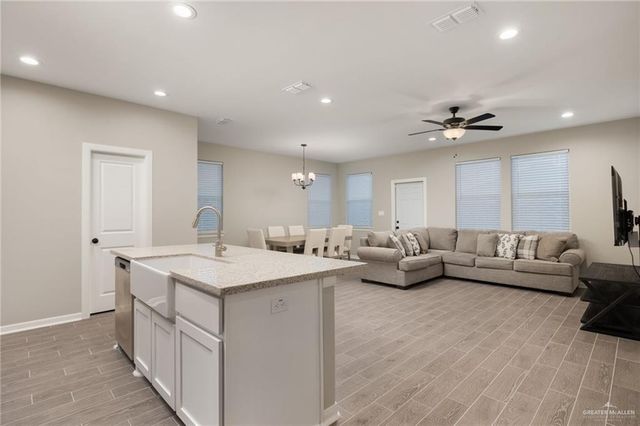 2532 N Blue Sage Avenue, Edinburg, TX 78541