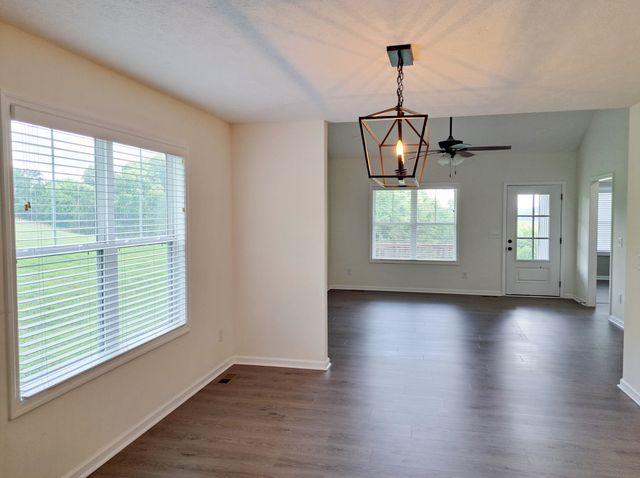 1296 Coosie Branch Rd, Cornersville, TN 37047