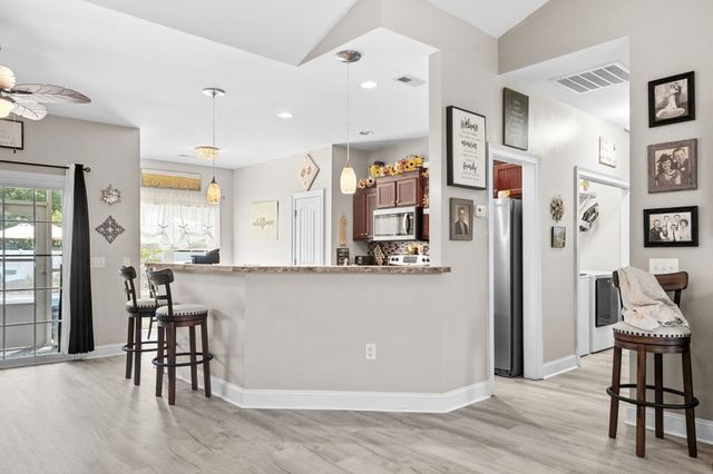 205 Maple Oak Dr., Conway, SC 29526