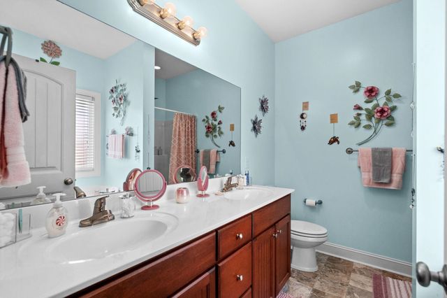 205 Maple Oak Dr., Conway, SC 29526