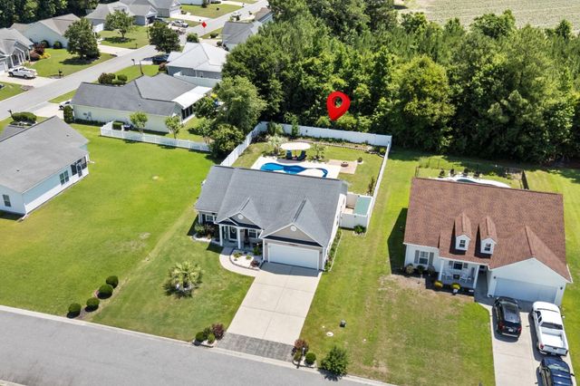 205 Maple Oak Dr., Conway, SC 29526