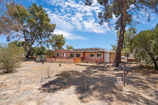 177 N Abrego Drive, Green Valley, AZ 85614