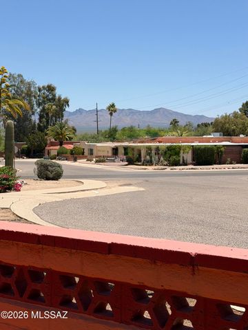 177 N Abrego Drive, Green Valley, AZ 85614