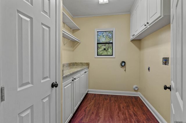 8103 Belle Helene Dr, Denham Springs, LA 70726